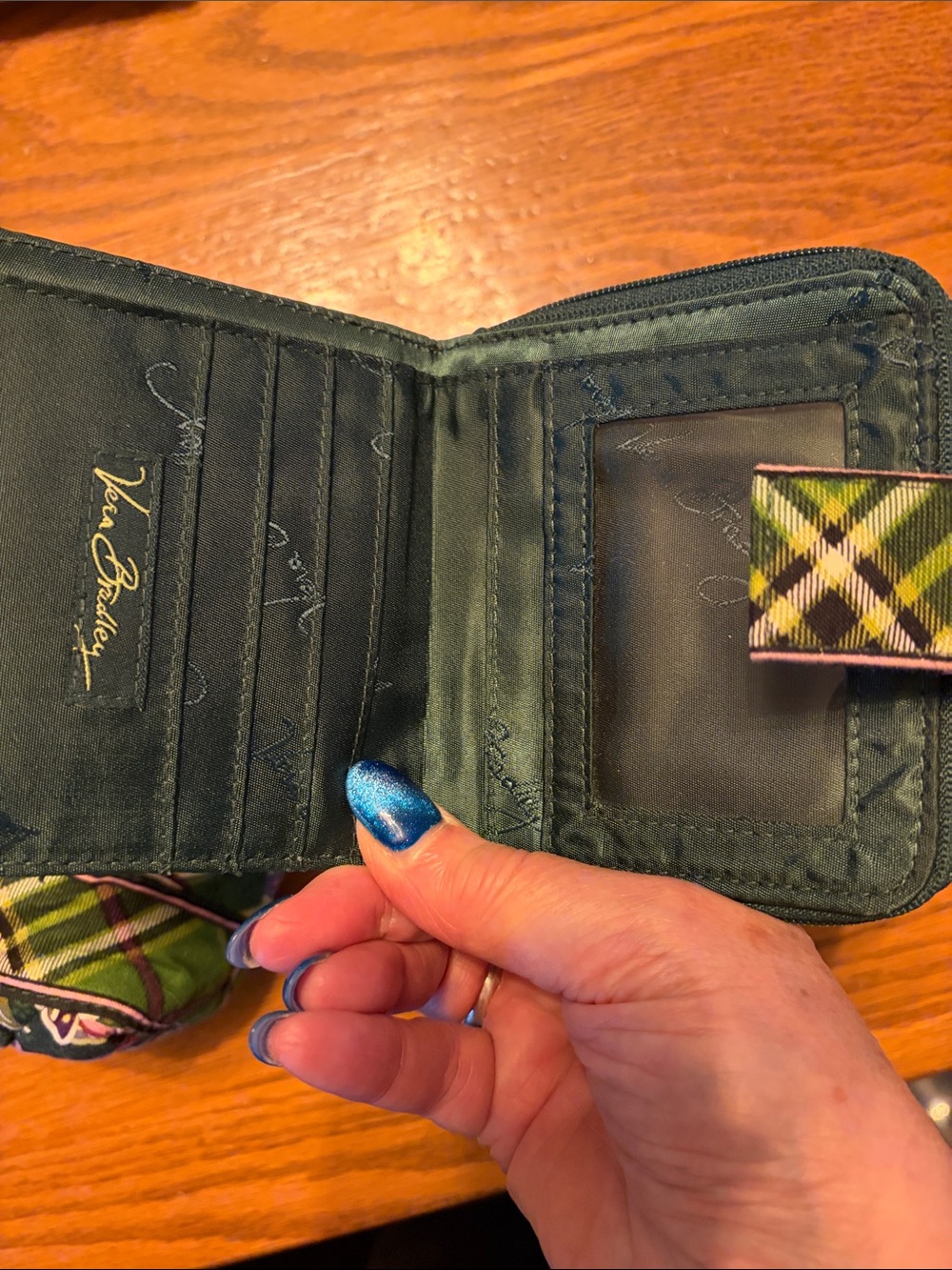 Vera Bradley bag with matching wallet - Picture 2 of 5